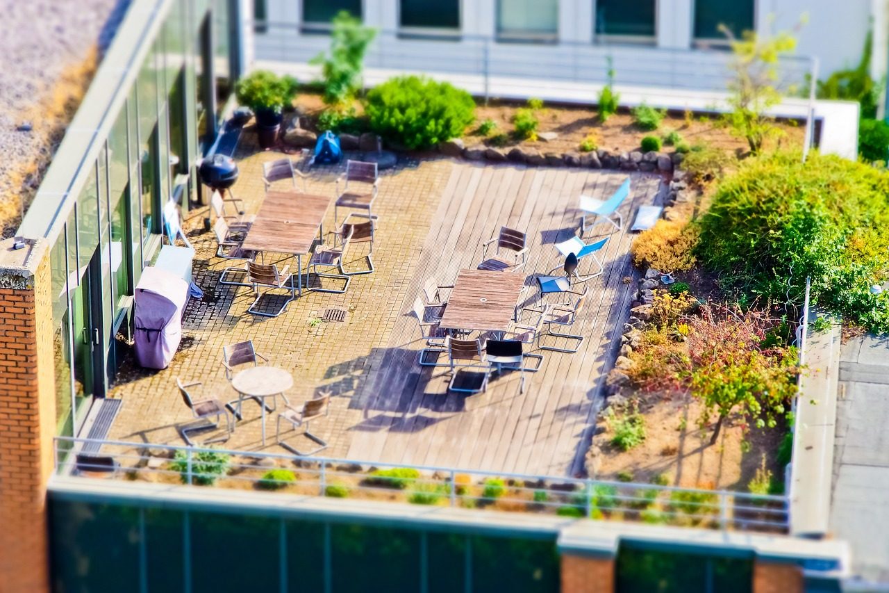 You are currently viewing Pourquoi installer un toit terrasse sur une ancienne maison ?